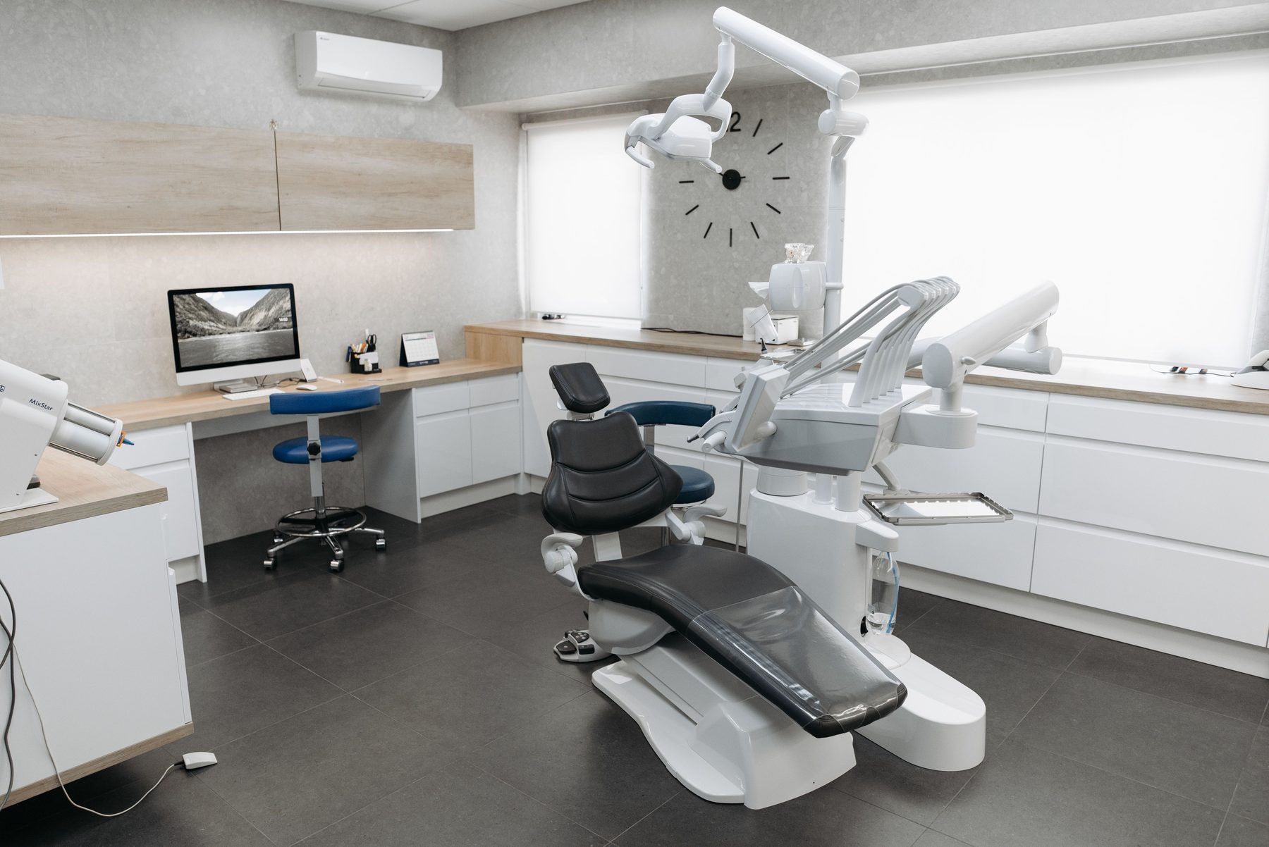A modern, fully-equipped dental clinic operatory